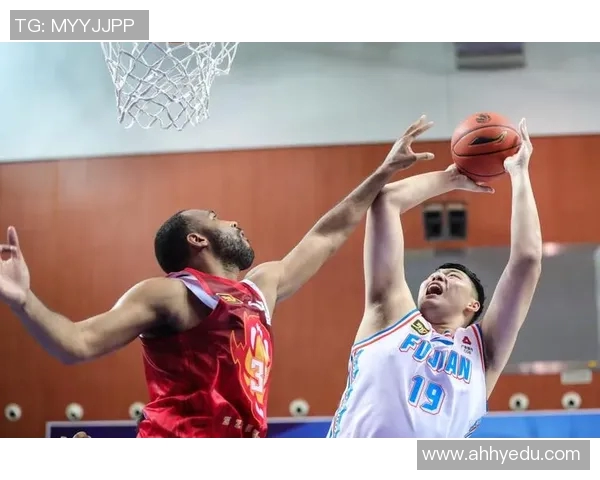 2018年CBA福建队对阵深圳队精彩回顾与赛后分析
